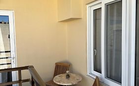 Hella Apartment
